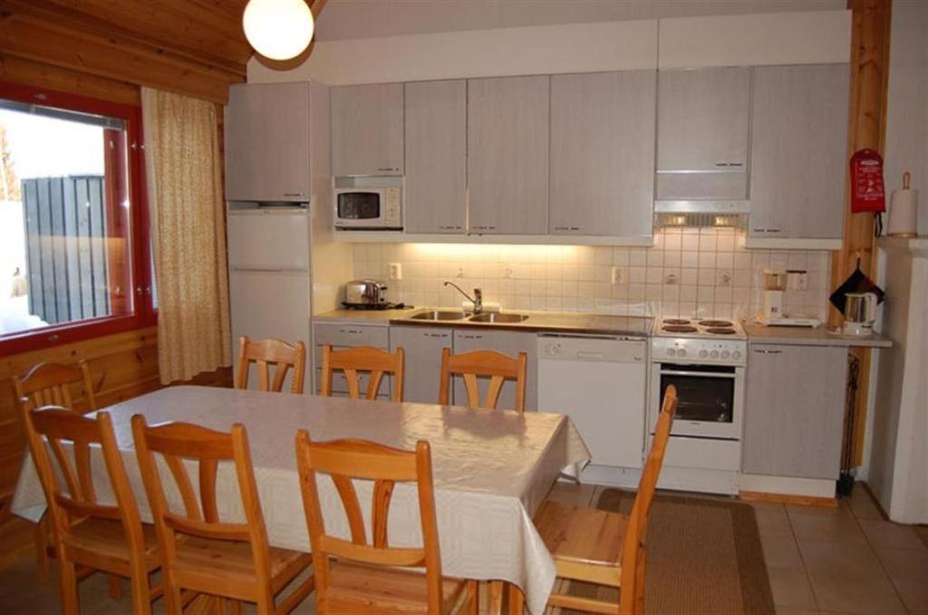 Lomaperkkioe Apartments Vuokatti Ruang foto